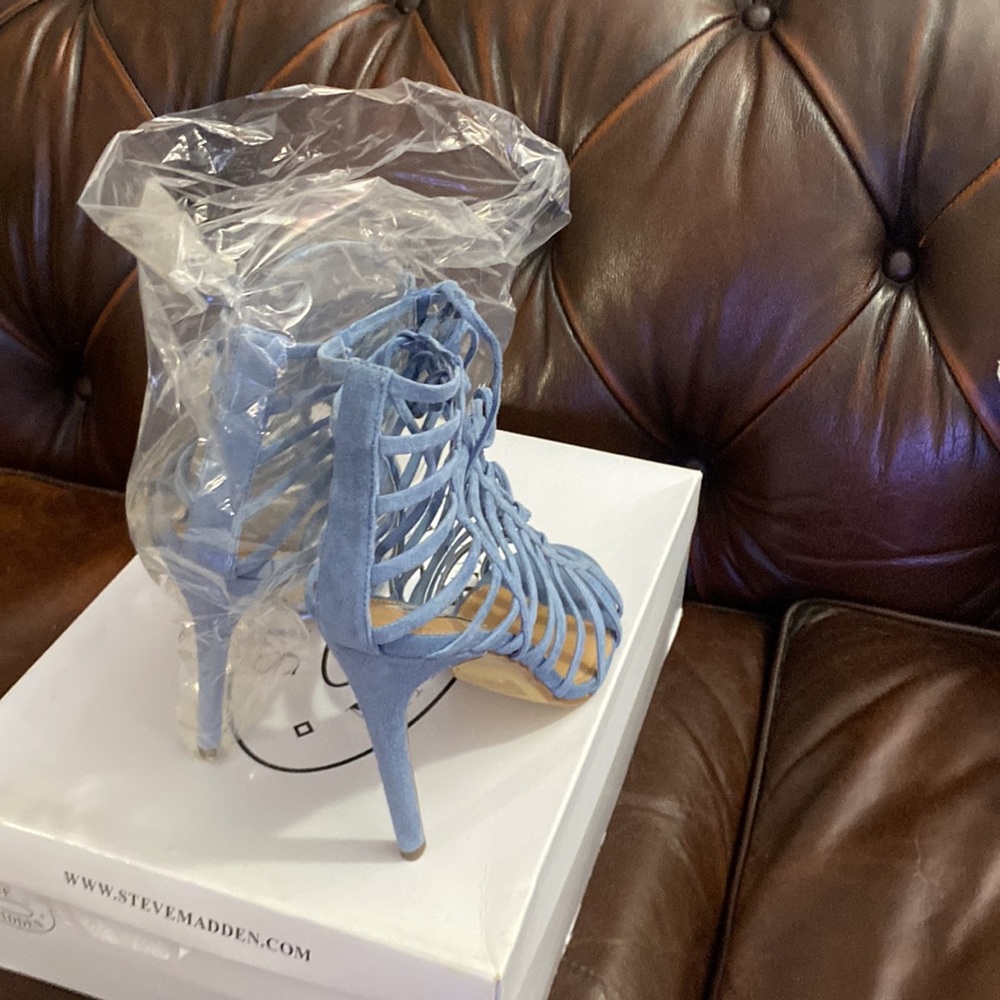 Women Steve Madden brand new shoes - Picture 6 of 7